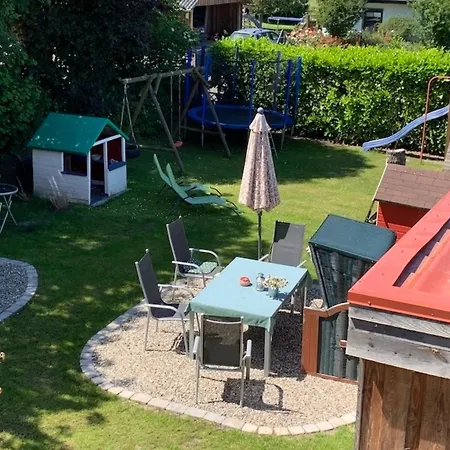 Haus Wildgans Rose * Behrensdorf