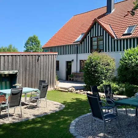 Haus Wildgans Rose アパート Behrensdorf