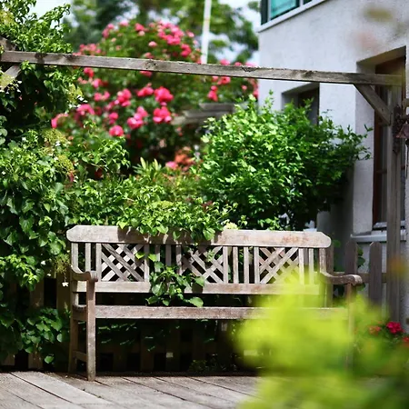 Haus Wildgans Rose アパート